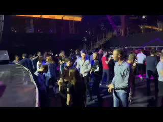 Idol night club live