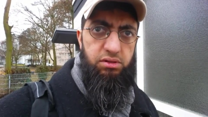 Muslim macht dramatische ansage )))