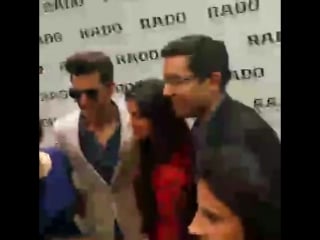 Hrithik enters dlf mall to launch #rado lightness collection !!