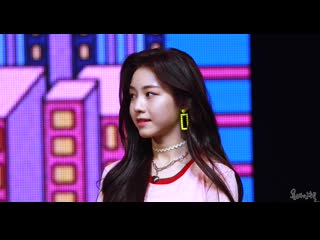 [190807] dahyun @ debut showcase
