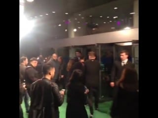 October 22 fan taken video of justin at the ‘ed sheeran jumpers for goalposts’ premiere in london, england