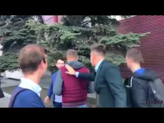 К любому подойди, он скажет, что он за путина! косяков и навальный