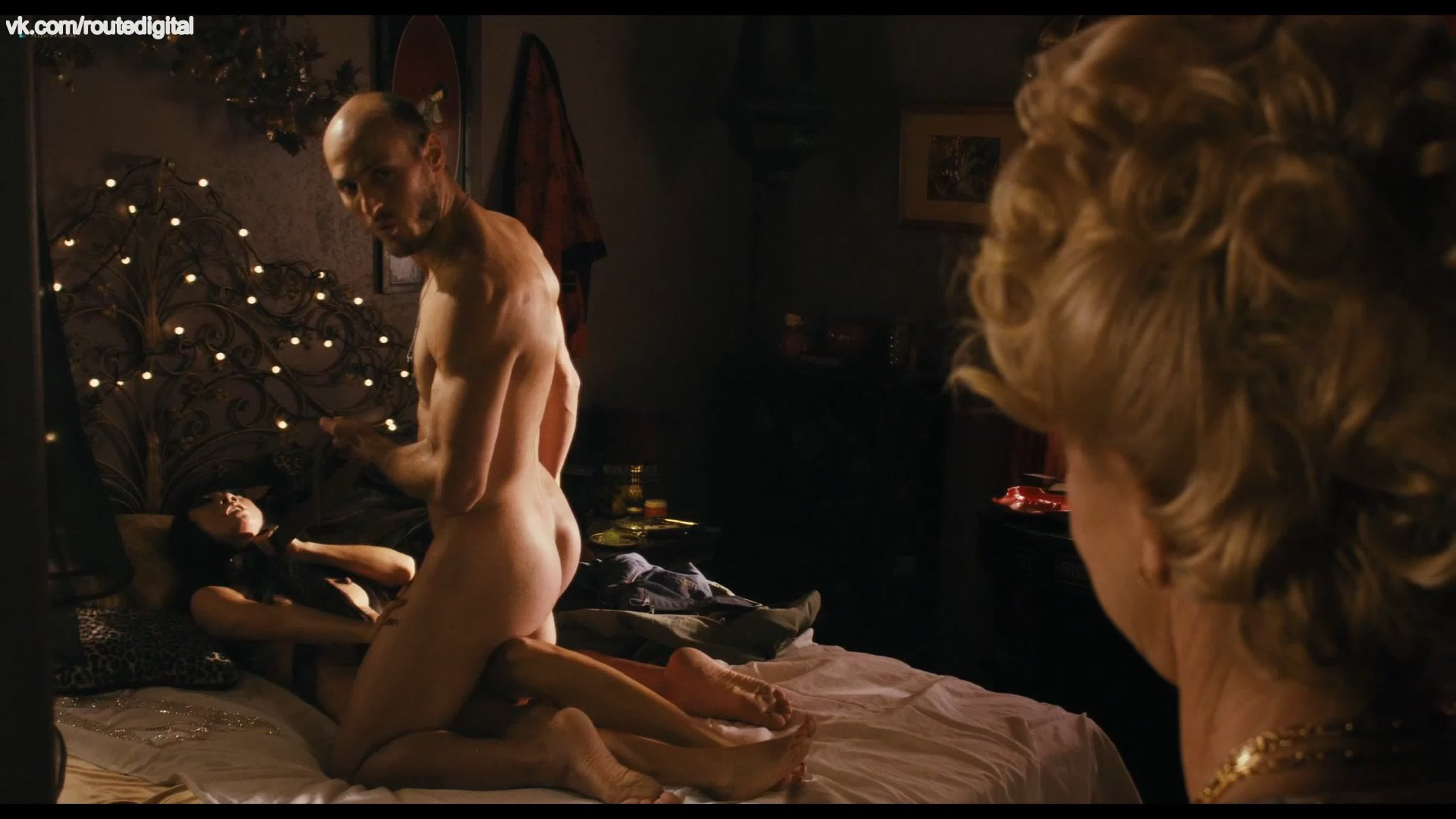 VKontakte-dan erotik fotosuratlar Erkin odamlar qushlarni siqib chiqaradi