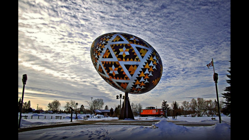 Найбільша у світі писанка
