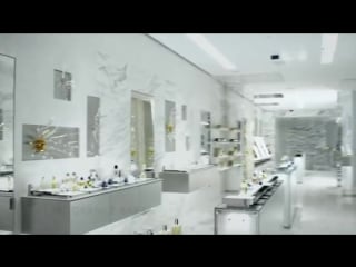 68, champs élysées guerlain historical boutique in paris [360p]