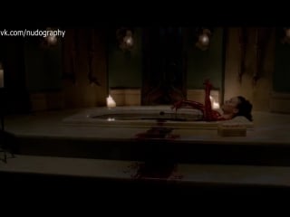 Сара грин (sarah greene) голая в ванной в сериале "страшные сказки" (penny dreadful, 2015) сезон 2 / серия 1 (s02e01)