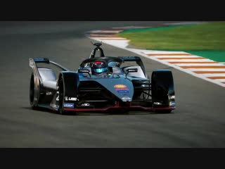 Fans at #nismofest18 will get the chance to see the @fiaformulae @nissan team in action in japan for the first time 30 d