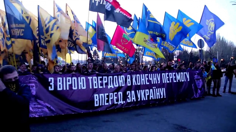 Факельное шествие «марш у*бков» в запорожье (15 04 2017)