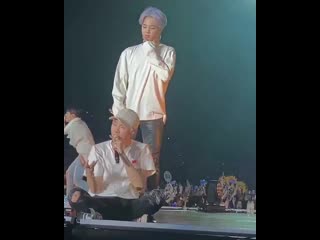 Minjoon is sooooooo precious i’m so sad loveyourselftour loveyourselfinhk loveyour