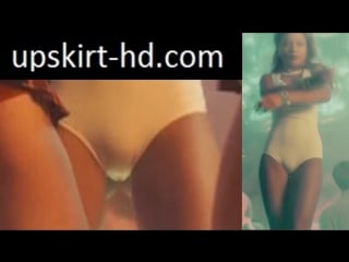 Cameltoe in movie "univer new hostel"