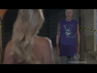 Лаура келлер (laura keller) голая в сериале "в яму" (pe na cova, 2014) сезон 3 / серия 2 (s03e02) 1080p