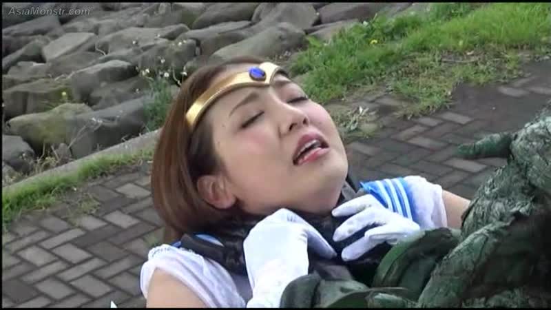 Zext 05 02 damaging heroine 05 sailor hermes aqua