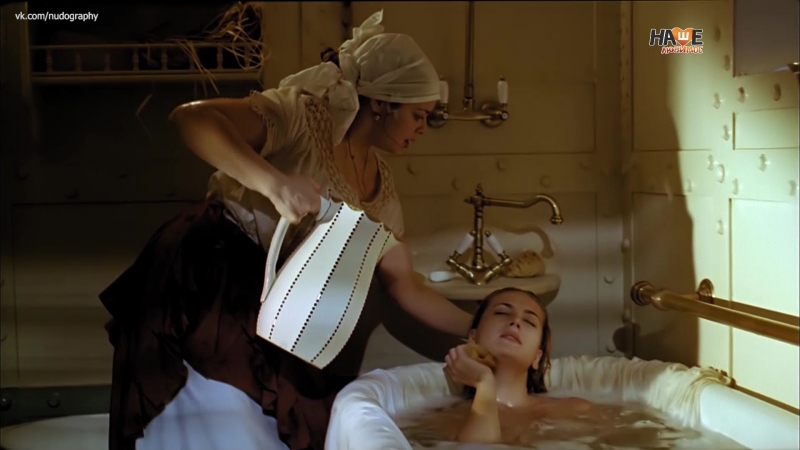 Голая анна горшкова в фильме "пассажирка" (2008, станислав говорухин) 1080i (версия 2)