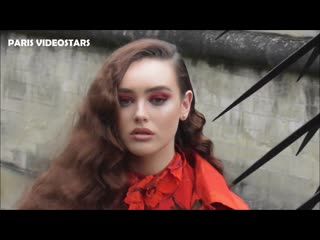 Video katherine langford ( 13 reasons why ) attends paris fashion week 3 march 2019 show valentino