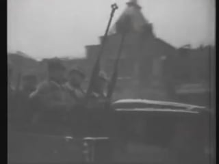 Красная пощадь 7 11 41 с парада на фронт!