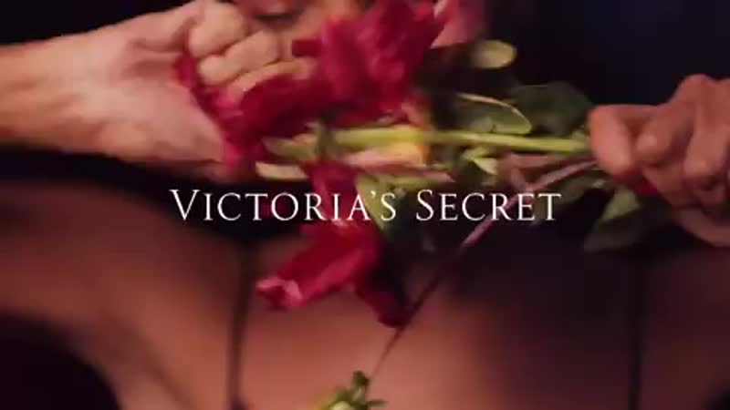 Nadir bulunan çiçeklerden ilham alan yeni̇ kokumuz bombshell wild flower şimdi ma ( 421 x 750 ) mp4