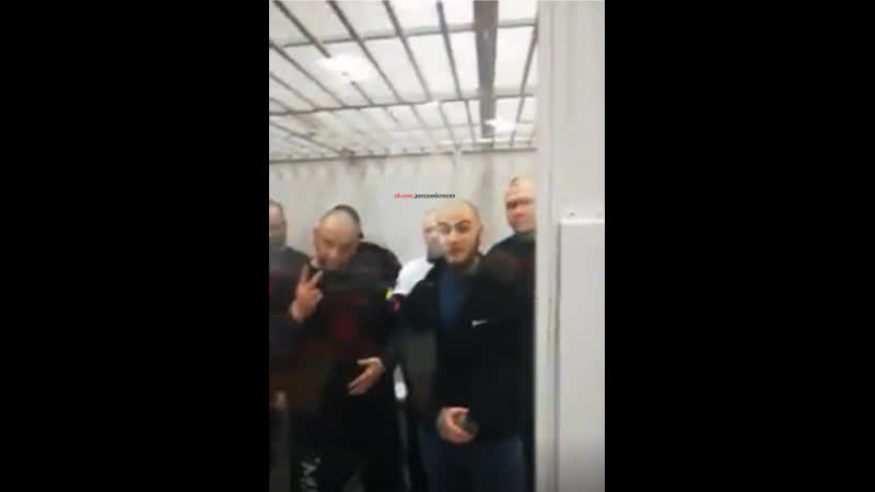 Це відеозвернення від політв'язнів торнадо для поціновувачів мова без !
