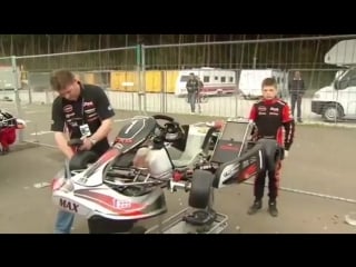 Max and jos verstappen prepare to race