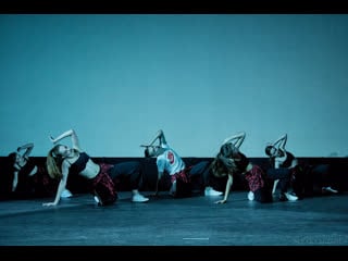 Tsar b escalate & doja cat boss dance