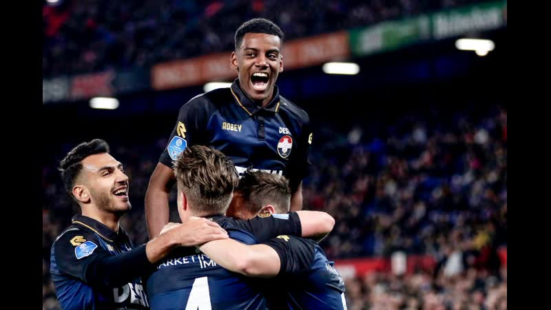 Александер исак наказывает «фейеноорд»!