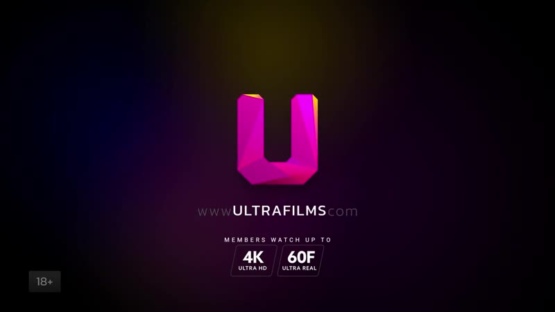 Russkaya i ukrainka zanimauytsya lesbiyskim seksom