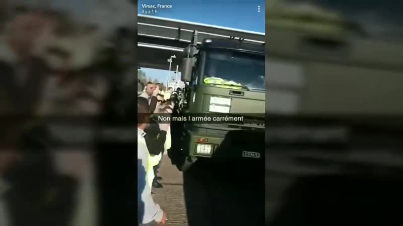 Alerte rouge gilets jaunes,quelque chose se prépare partagez au max et liker pou