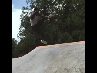 Boo jonson / boneless