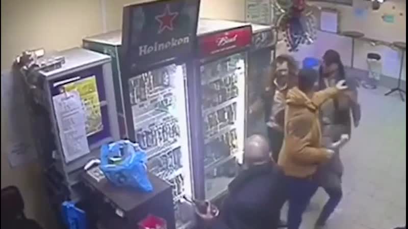 Продавщица пива долго не базарит