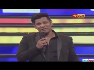 Chiyaan vikram at 63rd britannia filmfare awards south india (2016)