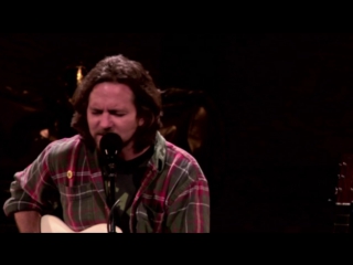 Eddie vedder (pearl jam) – sometimes | water on the road 2011