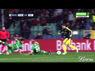 Mesut ozil amazing solo goal