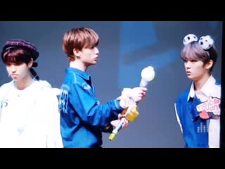 [fancam] 190705 yongsan fansign