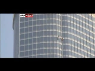 Tom cruise mission impossible 4 shoots stunt scenes at burj khalifa in dubai