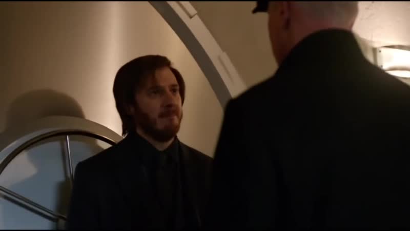 Дэмиэн дарк, малкольм мерлин и рип хантер грабят банк в 2025 году