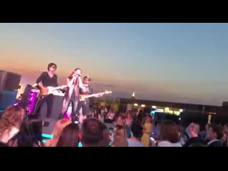 Лена катина – моно (live at muz tv afterparty)