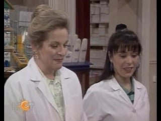 Дежурная аптека 1 сезон серия 08 лотерея везенья