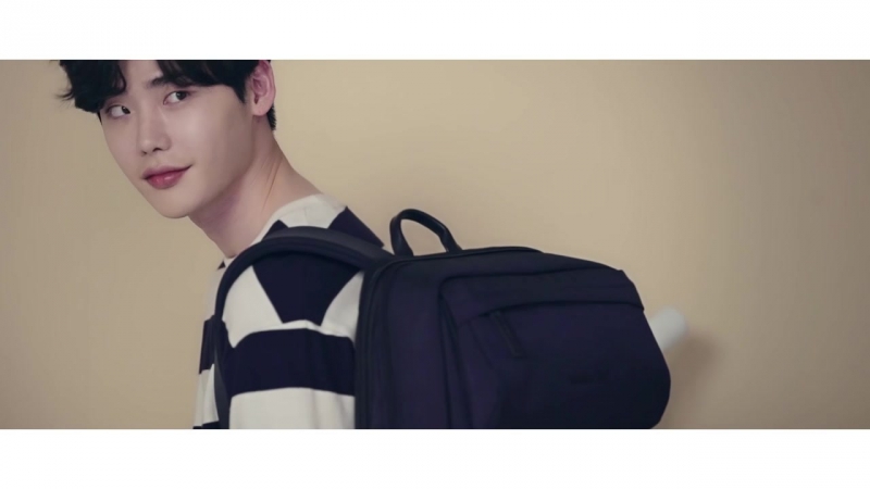 Making leejongsuk (samsonite red) 2017 s/s