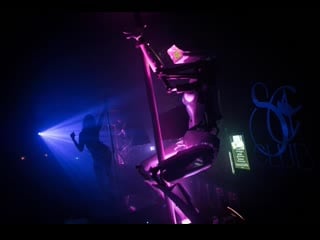 Robots strip pole dance sc club nantes france #robotmoda