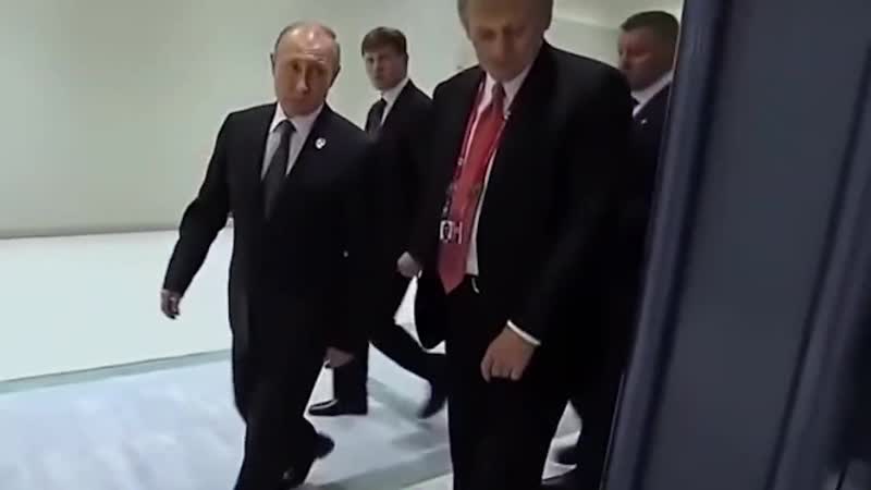 Нервным молодые! в москве введен режим чс! толпа словно с цепи сорвалась! скорее!!