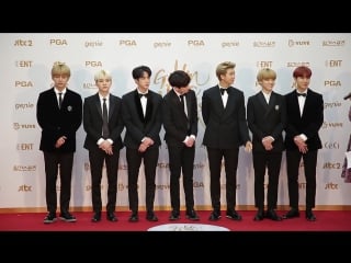 180111 bts @ 32nd golden disk awards red carpet