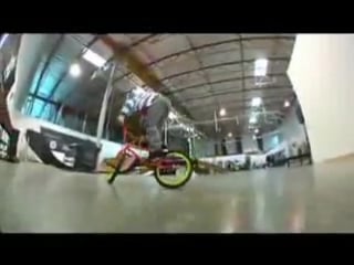 How to tailwhip by aaron ross