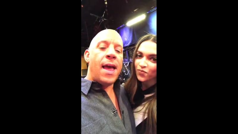 Вин дизель и дипика падукон в прямом эфире facebook mentions