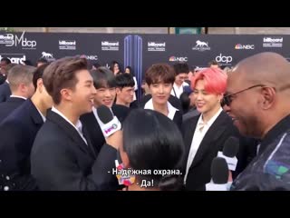 [rus sub] bts show off friendship bracelets with halsey & dance to ciara on the 2019 bbmas red carpet @ siriusxm