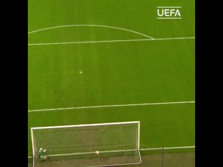 Roofe wonder goal uel