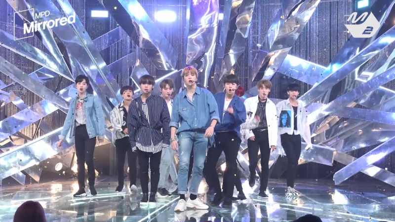 180608 wanna one 'light' (mirrored fancam) @ m!countdown