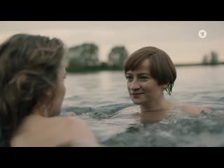 Nina gummich, alicia von rittberg nude lotte am bauhaus (2019) 720p watch online / нина гуммих, алисия фон риттберг баухаус