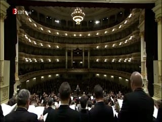 Beethoven missa solemnis (thielemann,semperoper dresden,14 02 2010) 1/4