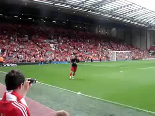 Fernando torres training before the atletico madrid game 8/08/09