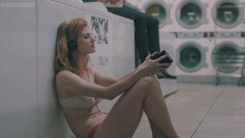 Sweat porn video – Кариба хейн (cariba heine) в клипе white china gold rough sweat (2016) 1080p