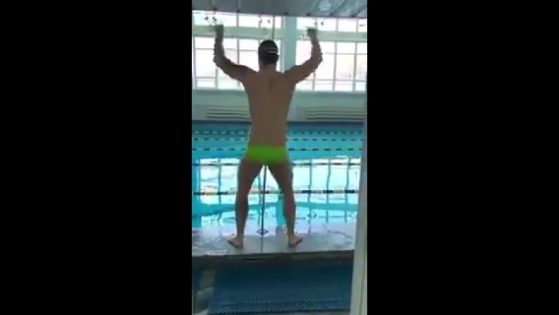 Украинские пловцы сняли свою версию satisfaction в поддержку курсантов уига